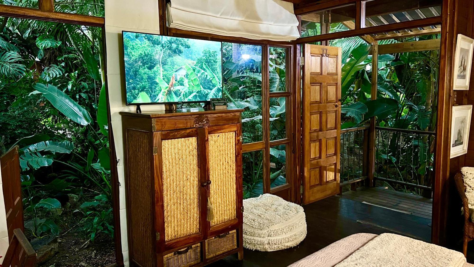 נלספרויט Loerieroep Estate - Mountainview Selfcatering Accommodation Nelspruit מראה חיצוני תמונה